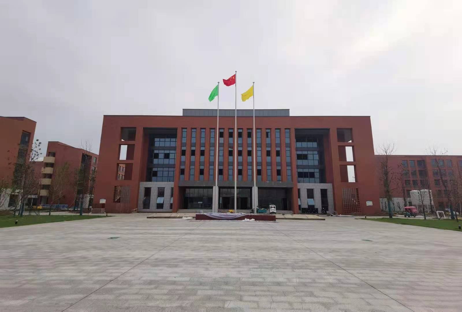 �����е�һ�ЌW�|У�^